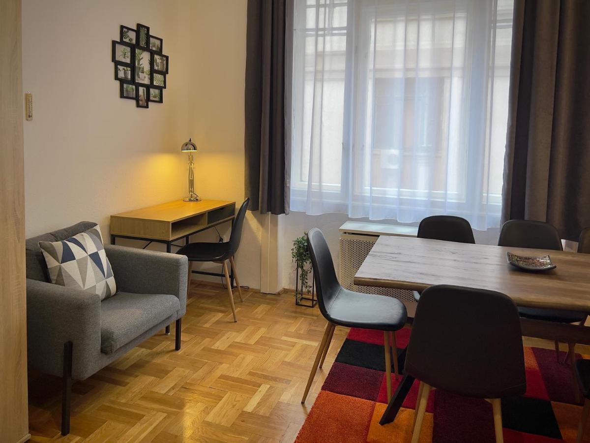 Residence In The Pedestrial Area Budapest Extérieur photo