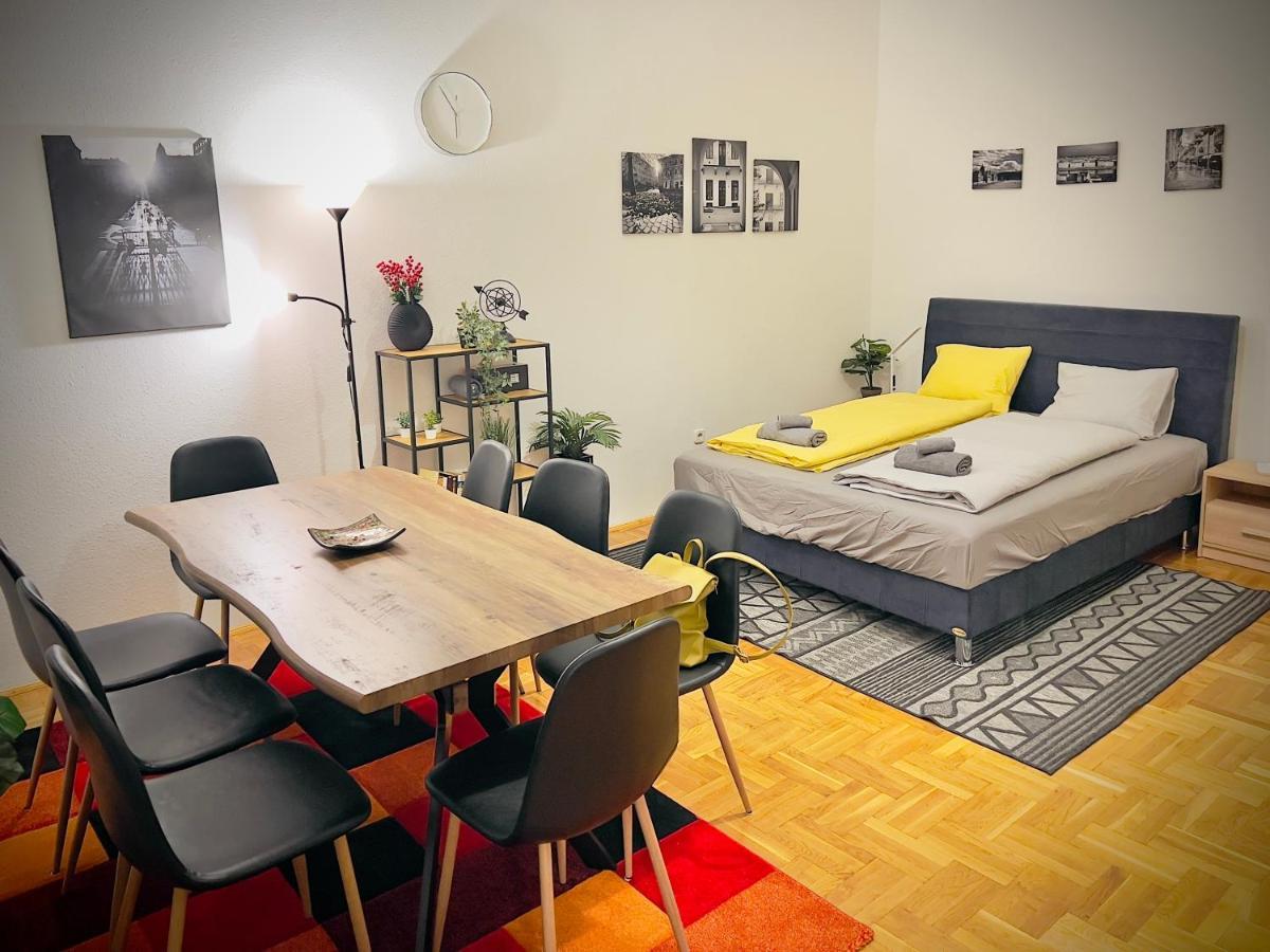 Residence In The Pedestrial Area Budapest Extérieur photo