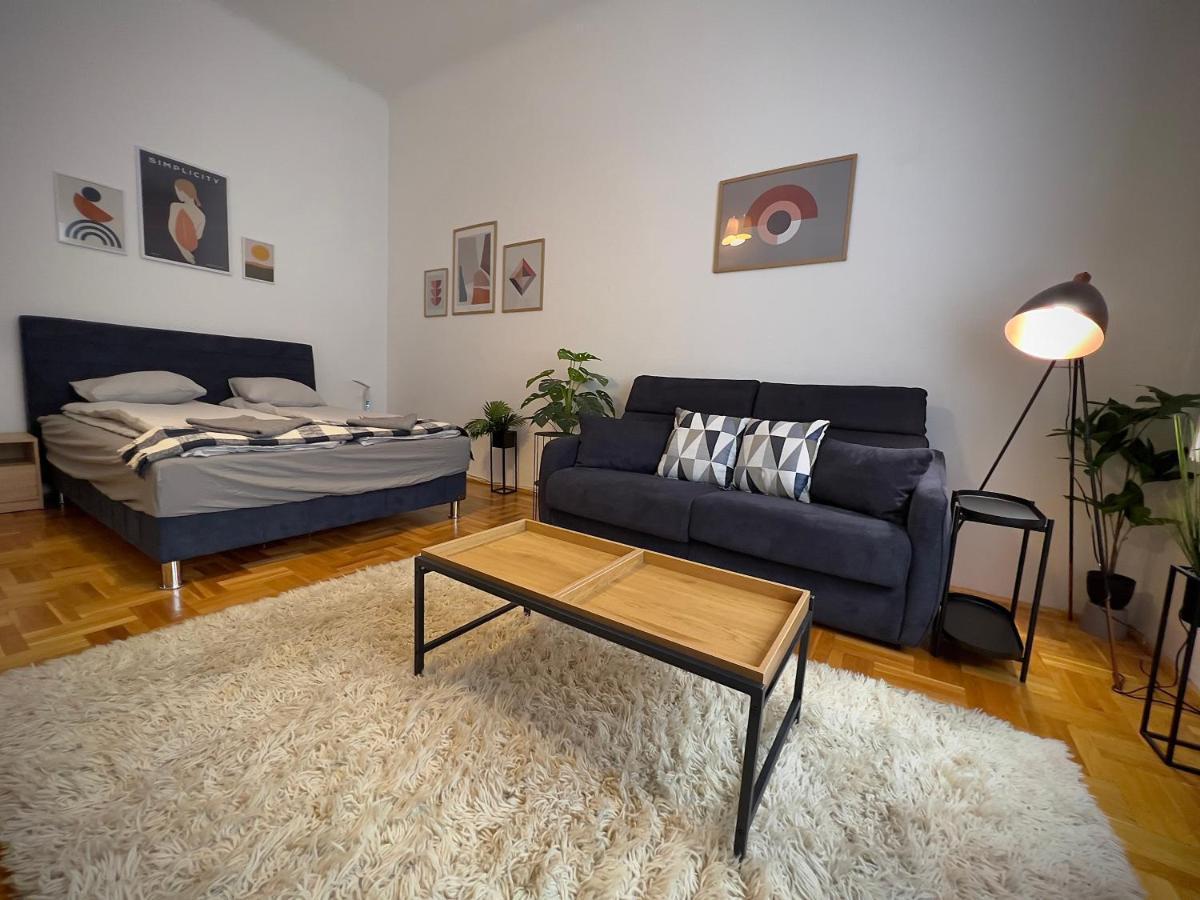 Residence In The Pedestrial Area Budapest Extérieur photo